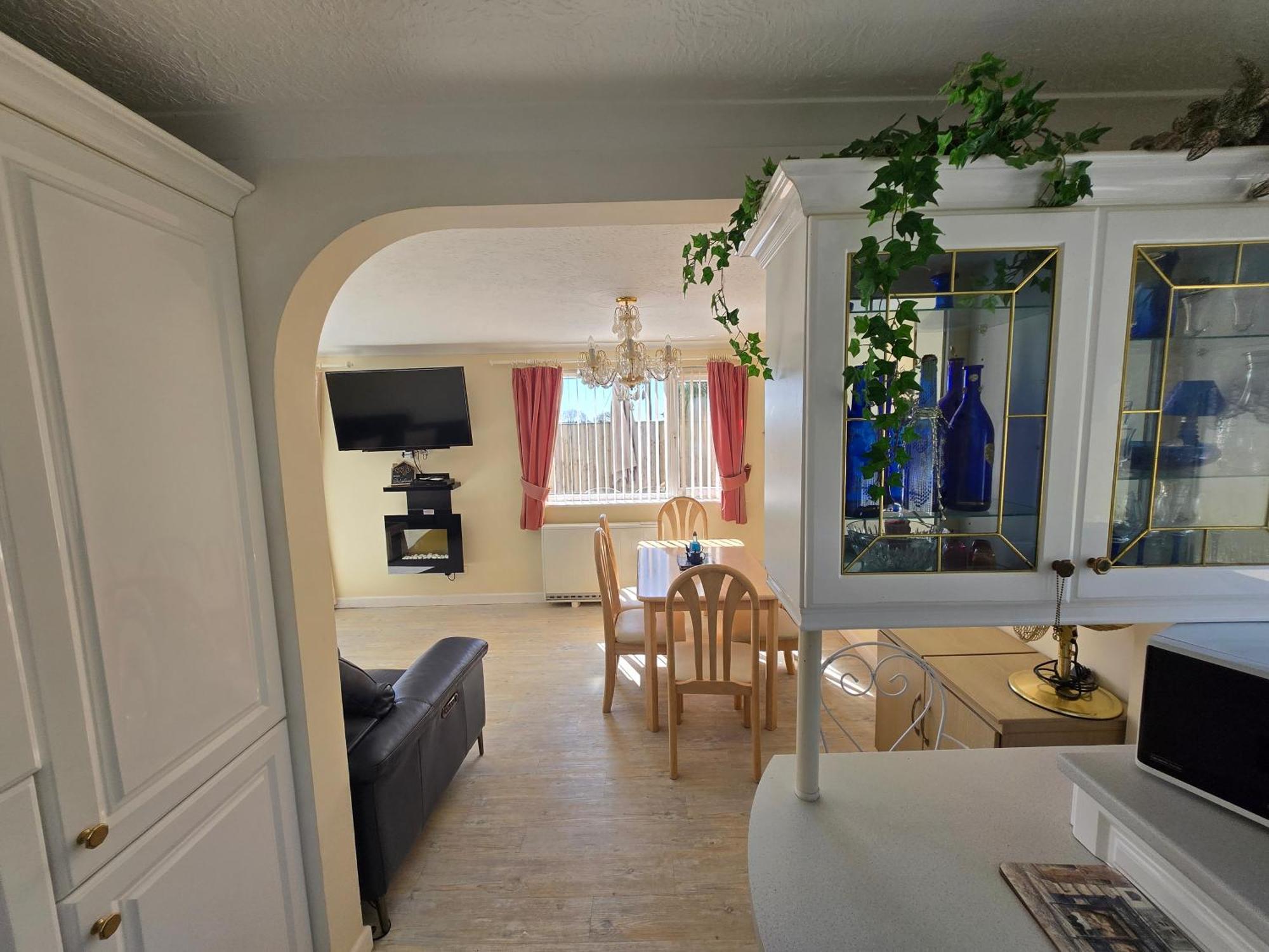 Family Bungalow With Private Pool Kilgetty ภายนอก รูปภาพ